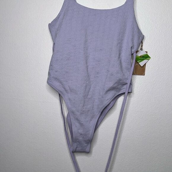 BERLOOK Textured Tie One-Piece Swimsuit Size Large - Picture 7 of 10